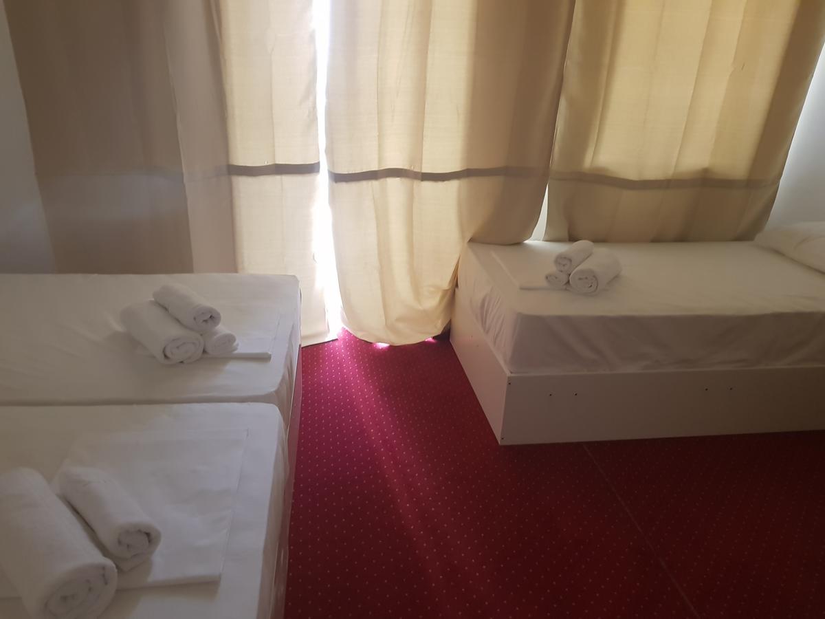 Hotel Park ツリクヴェニツァ エクステリア 写真