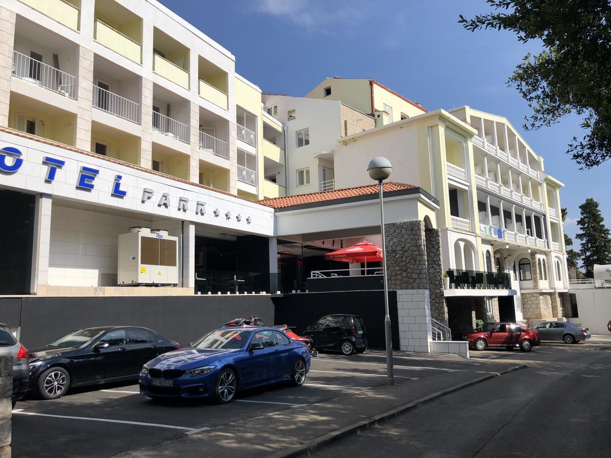 Hotel Park ツリクヴェニツァ エクステリア 写真