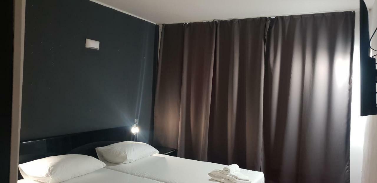 Hotel Park ツリクヴェニツァ エクステリア 写真